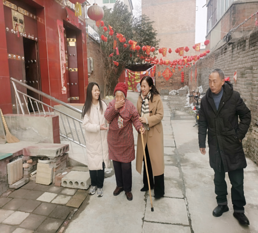 瑟瑟冬日 暖暖溫情——公司黨委、工會(huì)開展“送溫暖、送祝福”活動(dòng)